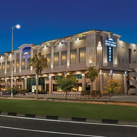 Howard Johnson Dammam Hotel Exterior foto